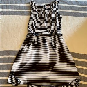 Striped sleeveless dress with belt. Size medium.